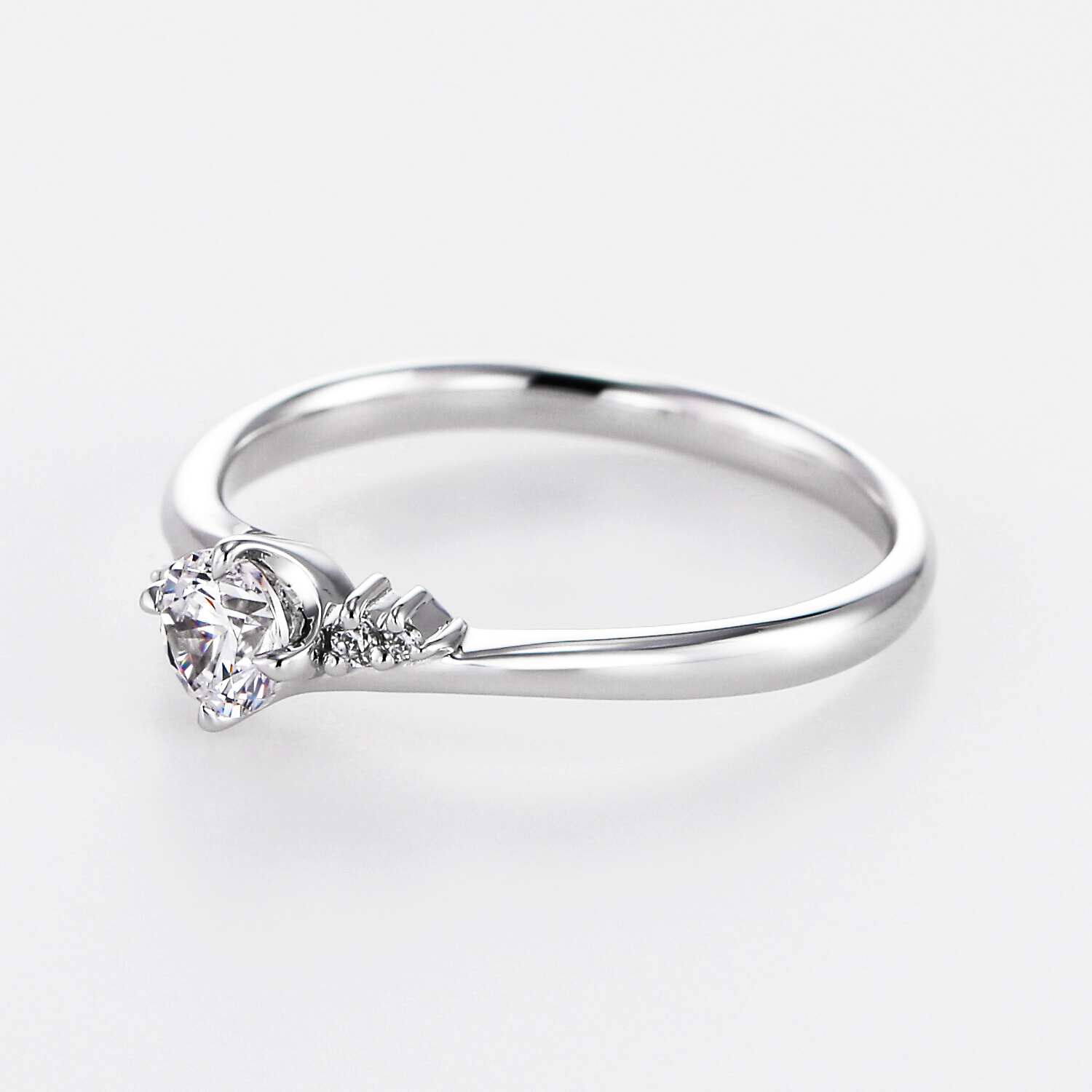 No.6 萌ゆ（もゆ） Pt900 スタンダードグレード 0.3ct