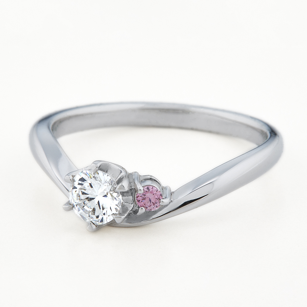 花水木 hanamizuki Pt900 0.3ct センターダイヤ付 ピンクダイヤメレ