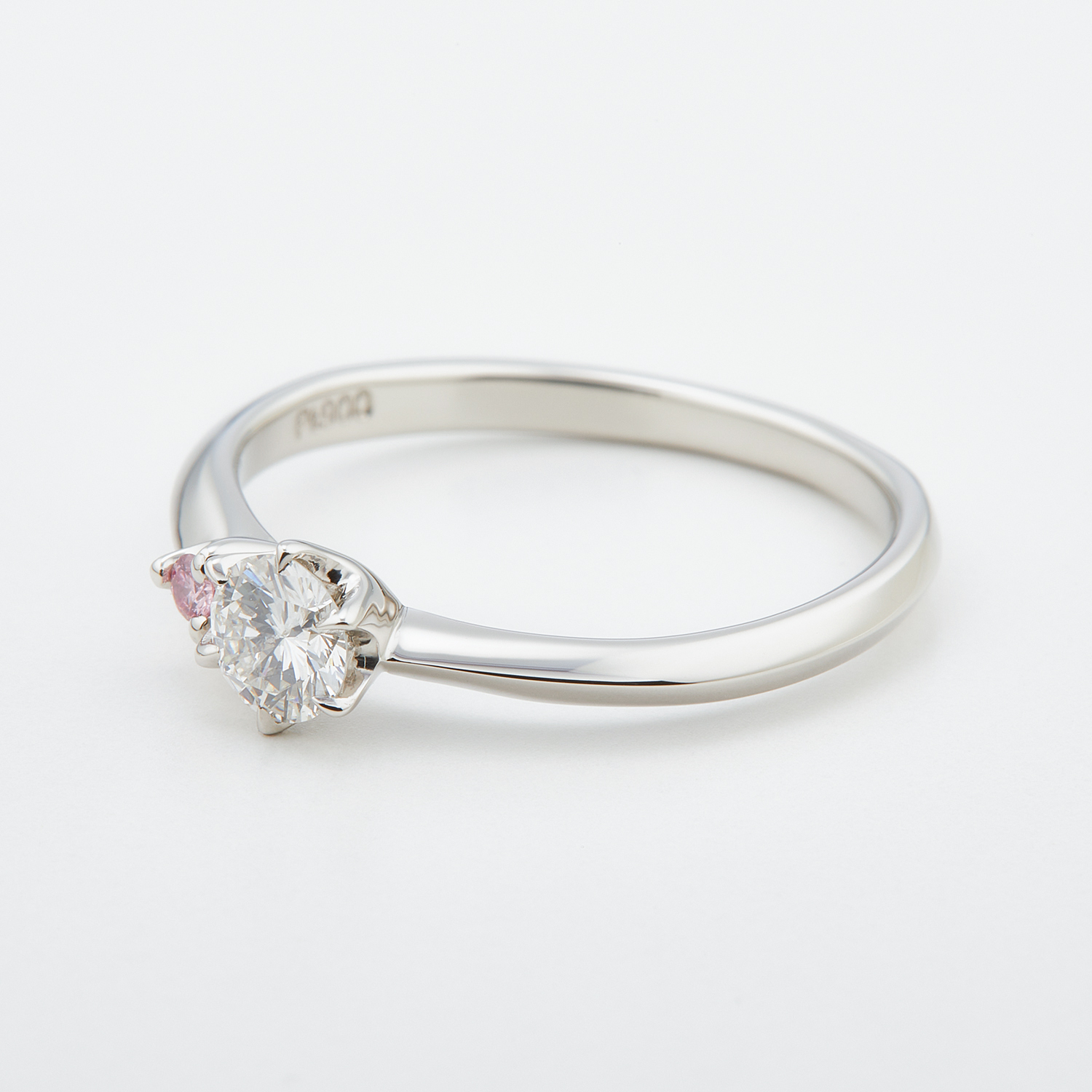 CHEEK チーク Pt900 ピンクダイヤメレ 0.25ct お急ぎ納品