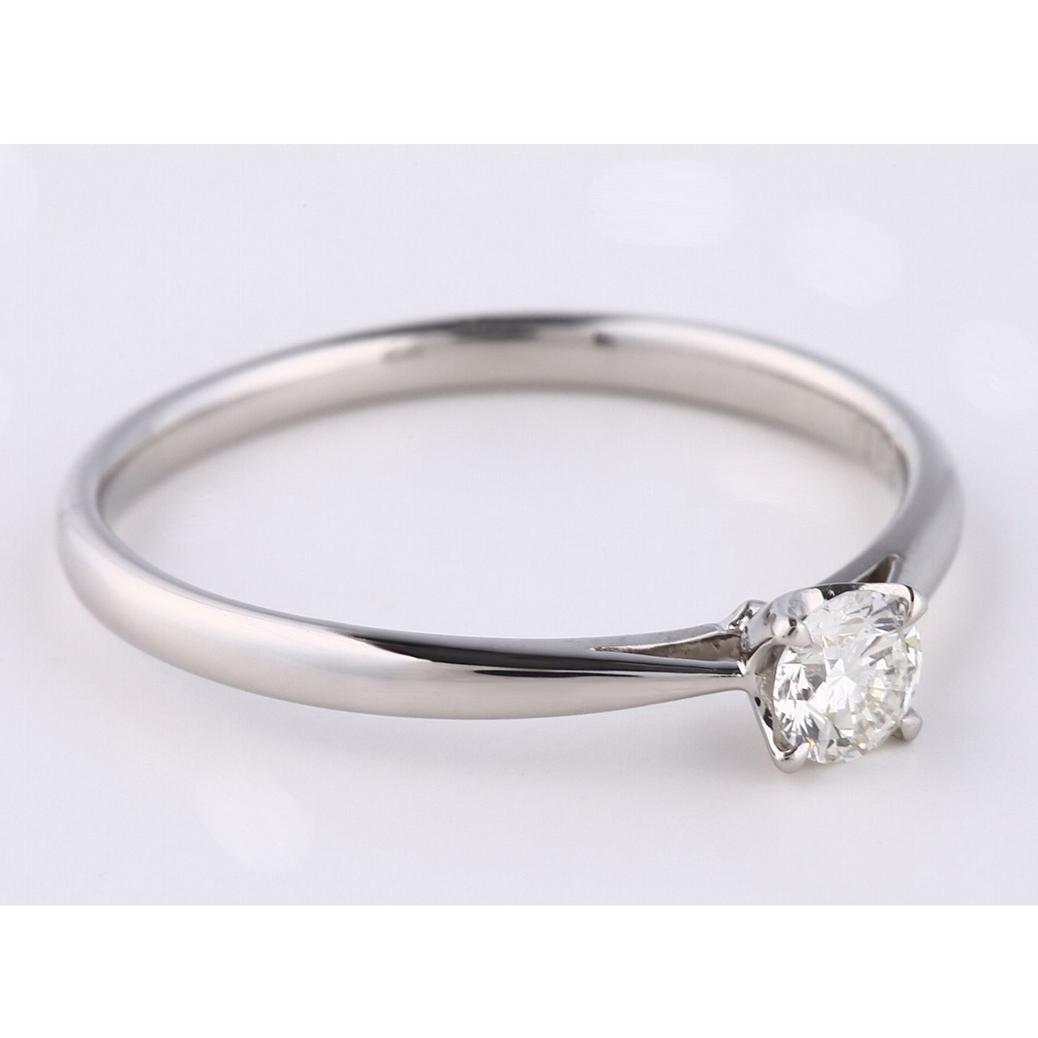 MELA メラ Pt900 鑑別書 0.18ct 【ハーフサイズ】